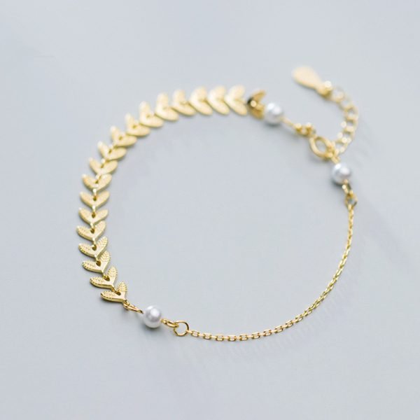 Leaf and Round Beads Bracelet