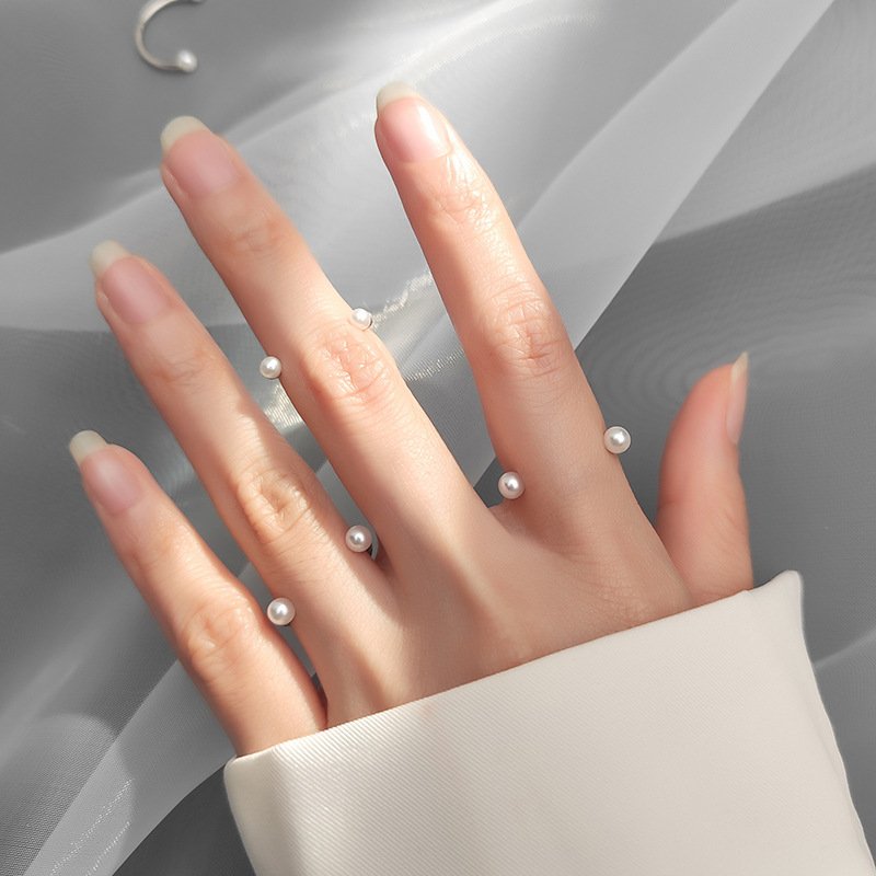 Pearl Elegance Open Finger Ring - Image 5