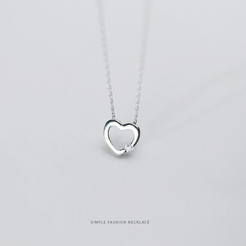 Love Heart Clavicle Chain Necklace - Image 6