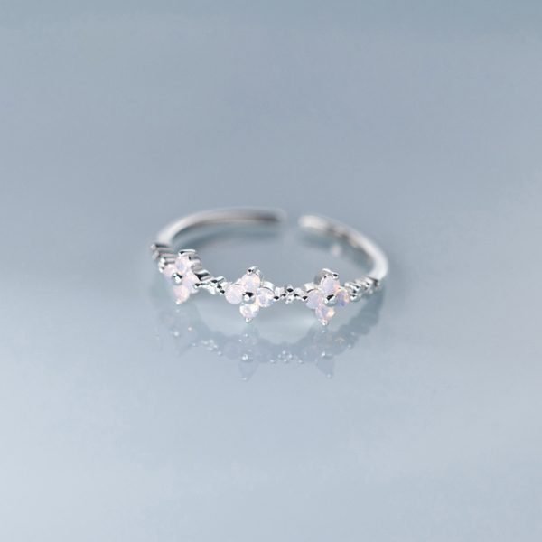 Alternative view of Floral Radiance Ring