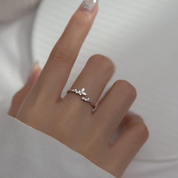 Branch Bud Sparkle Ring