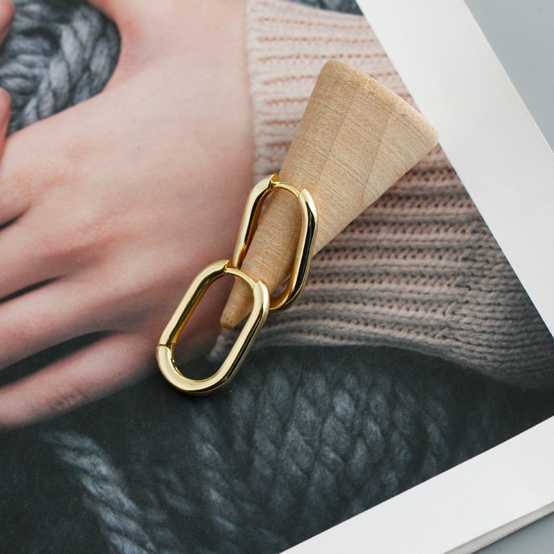 Minimalist Punk Hoop Earrings - Image 7