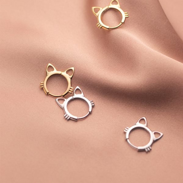 Alternative view of Charm Cat Earrings