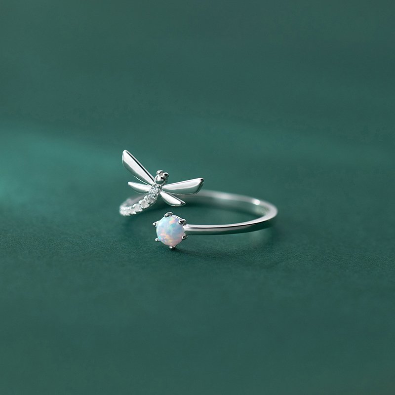 Enchanting Dragonfly Ring - Image 5