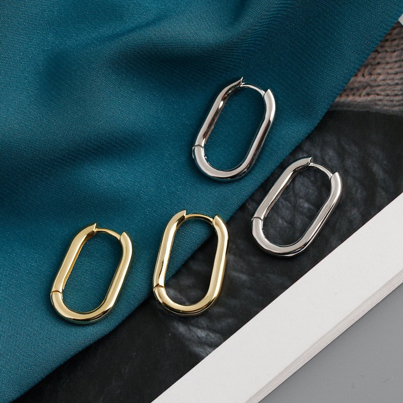 Minimalist Punk Hoop Earrings - Image 10