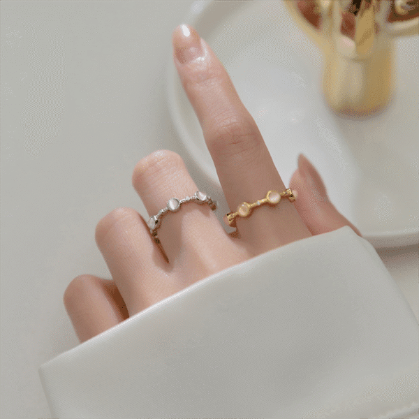 Alternative view of Opal Radiance Ring