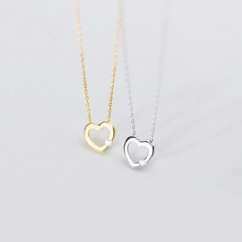 Love Heart Clavicle Chain Necklace